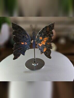 Yooperlite UV reactive Butterfly Wings With Stand